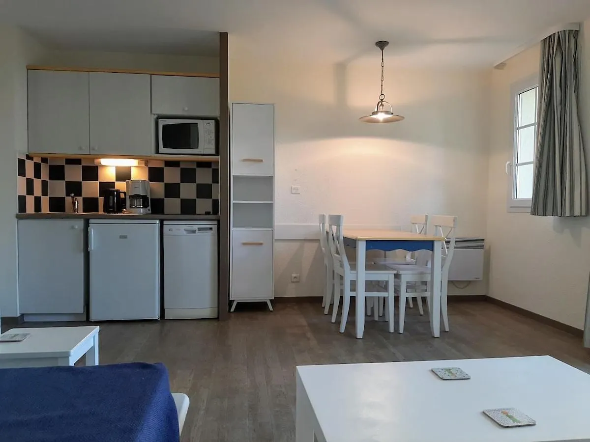 A07- Apt Pmr 4 A 5 Pers, Sea View, Beach, Pool Fouesnant Daire